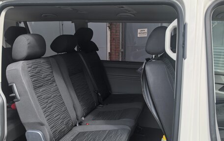 Volkswagen Caravelle T6 рестайлинг, 2021 год, 3 950 000 рублей, 6 фотография