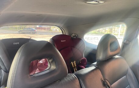 Honda Stream I рестайлинг, 2002 год, 600 000 рублей, 2 фотография