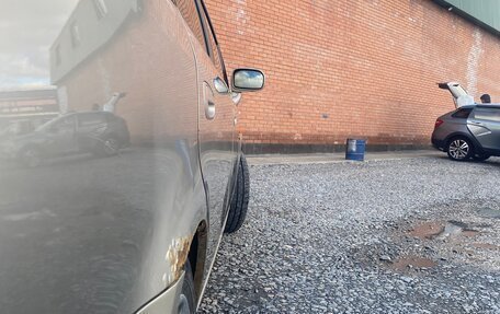 Honda Stream I рестайлинг, 2002 год, 600 000 рублей, 9 фотография