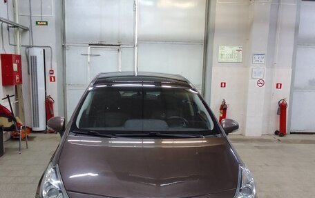 Toyota Prius v (+) I (ZVW40/41) рестайлинг, 2015 год, 1 750 000 рублей, 17 фотография