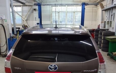 Toyota Prius v (+) I (ZVW40/41) рестайлинг, 2015 год, 1 750 000 рублей, 21 фотография