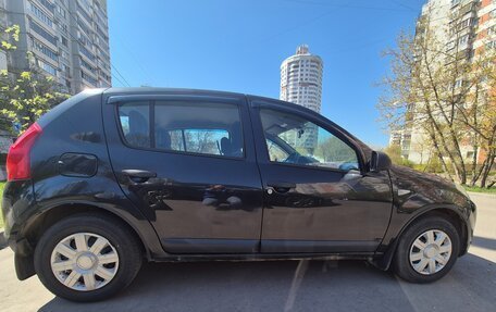 Renault Sandero I, 2012 год, 500 000 рублей, 3 фотография
