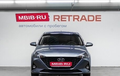 Hyundai Solaris II рестайлинг, 2021 год, 1 690 000 рублей, 3 фотография
