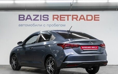 Hyundai Solaris II рестайлинг, 2021 год, 1 690 000 рублей, 8 фотография
