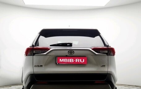 Toyota RAV4, 2020 год, 3 056 000 рублей, 6 фотография