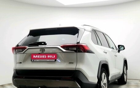 Toyota RAV4, 2020 год, 3 056 000 рублей, 7 фотография