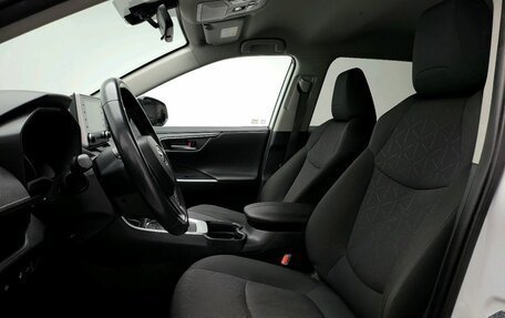 Toyota RAV4, 2020 год, 3 056 000 рублей, 17 фотография