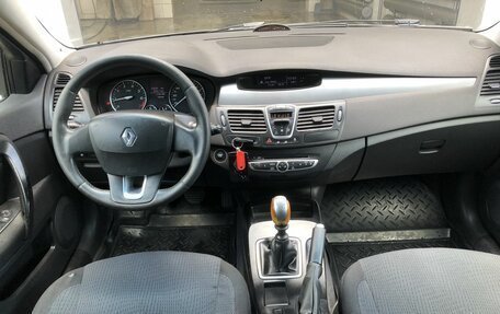 Renault Laguna III рестайлинг, 2008 год, 560 500 рублей, 10 фотография