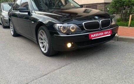BMW 7 серия, 2006 год, 700 000 рублей, 2 фотография