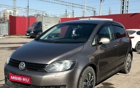 Volkswagen Golf Plus II, 2011 год, 460 000 рублей, 1 фотография