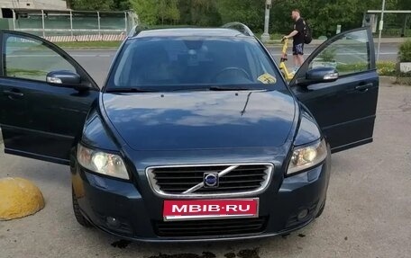 Volvo V50 I, 2008 год, 1 000 000 рублей, 1 фотография
