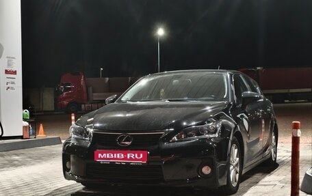Lexus CT I рестайлинг, 2011 год, 1 950 000 рублей, 1 фотография