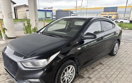 Hyundai Solaris II рестайлинг, 2019 год, 1 130 000 рублей, 1 фотография