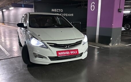 Hyundai Solaris II рестайлинг, 2014 год, 715 000 рублей, 1 фотография