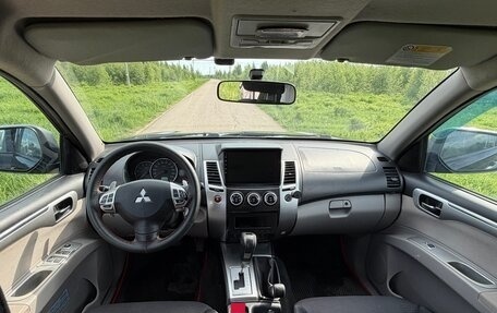 Mitsubishi Pajero Sport II рестайлинг, 2012 год, 1 370 000 рублей, 17 фотография