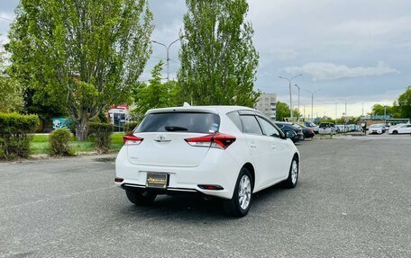 Toyota Auris II, 2016 год, 1 299 999 рублей, 6 фотография