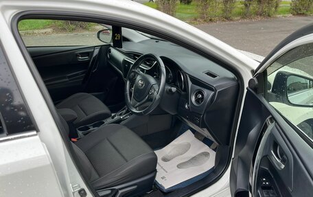 Toyota Auris II, 2016 год, 1 299 999 рублей, 14 фотография