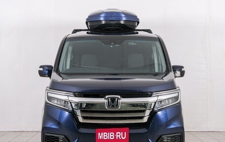 Honda Stepwgn IV, 2018 год, 2 239 000 рублей, 2 фотография