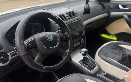 Skoda Octavia, 2012 год, 750 000 рублей, 14 фотография