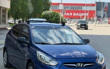 Hyundai Solaris II рестайлинг, 2012 год, 595 000 рублей, 3 фотография