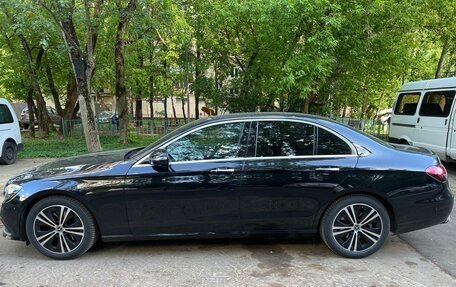 Mercedes-Benz E-Класс, 2021 год, 4 600 000 рублей, 6 фотография