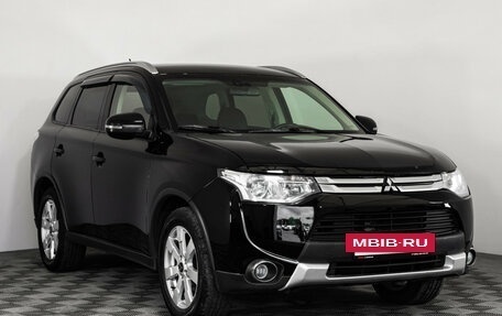 Mitsubishi Outlander III рестайлинг 3, 2014 год, 1 399 000 рублей, 3 фотография
