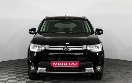 Mitsubishi Outlander III рестайлинг 3, 2014 год, 1 399 000 рублей, 2 фотография