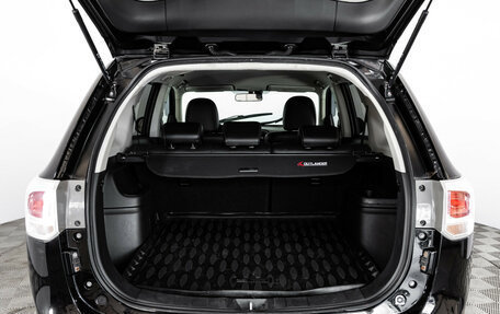 Mitsubishi Outlander III рестайлинг 3, 2014 год, 1 399 000 рублей, 20 фотография