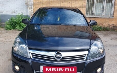Opel Astra H, 2010 год, 650 000 рублей, 1 фотография