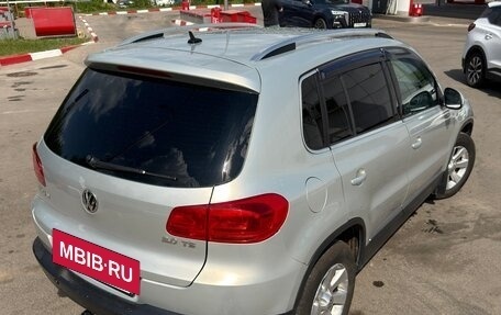 Volkswagen Tiguan I, 2011 год, 1 100 000 рублей, 2 фотография