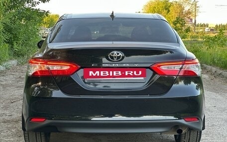 Toyota Camry, 2021 год, 3 800 000 рублей, 6 фотография