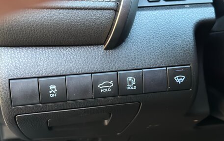 Toyota Camry, 2021 год, 3 800 000 рублей, 20 фотография