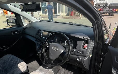 Toyota ISis I, 2011 год, 1 050 000 рублей, 12 фотография