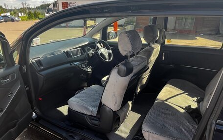 Toyota ISis I, 2011 год, 1 050 000 рублей, 17 фотография
