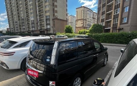 Toyota ISis I, 2011 год, 1 050 000 рублей, 27 фотография