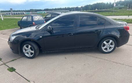 Chevrolet Cruze II, 2011 год, 750 000 рублей, 1 фотография