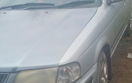 Nissan Sunny B15, 2000 год, 205 000 рублей, 1 фотография