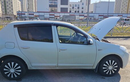 Renault Sandero I, 2013 год, 570 000 рублей, 4 фотография