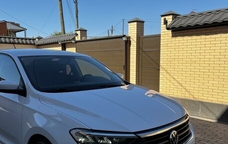Volkswagen Polo VI (EU Market), 2021 год, 1 600 000 рублей, 4 фотография