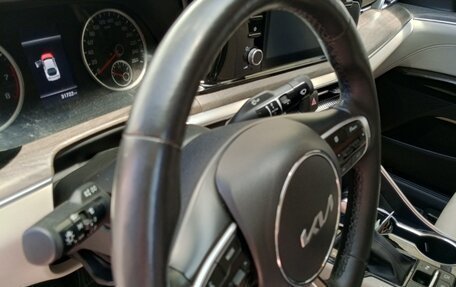 KIA K5, 2021 год, 2 450 000 рублей, 28 фотография