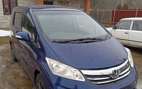 Honda Freed I, 2011 год, 1 250 000 рублей, 2 фотография