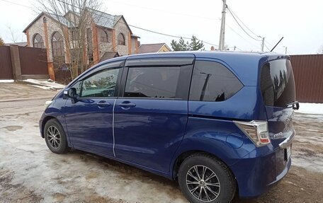 Honda Freed I, 2011 год, 1 250 000 рублей, 6 фотография