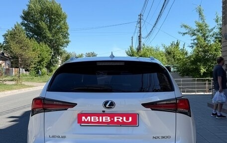 Lexus NX I, 2018 год, 3 700 000 рублей, 6 фотография