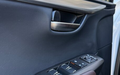 Lexus NX I, 2018 год, 3 700 000 рублей, 17 фотография