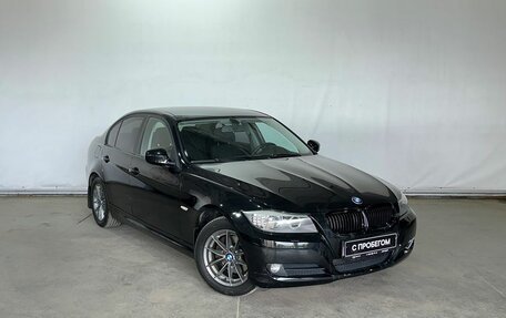 BMW 3 серия, 2011 год, 1 070 000 рублей, 3 фотография