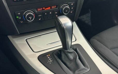 BMW 3 серия, 2011 год, 1 070 000 рублей, 14 фотография