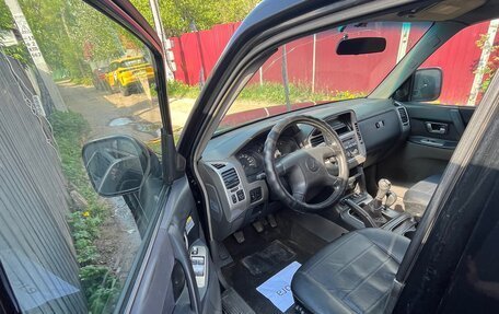 Mitsubishi Pajero III рестайлинг, 2004 год, 670 000 рублей, 13 фотография