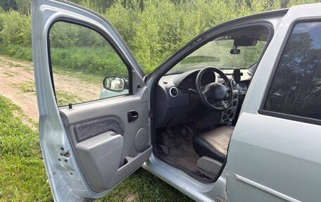 Renault Logan I, 2005 год, 240 000 рублей, 5 фотография