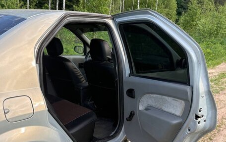 Renault Logan I, 2005 год, 240 000 рублей, 7 фотография