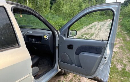 Renault Logan I, 2005 год, 240 000 рублей, 8 фотография